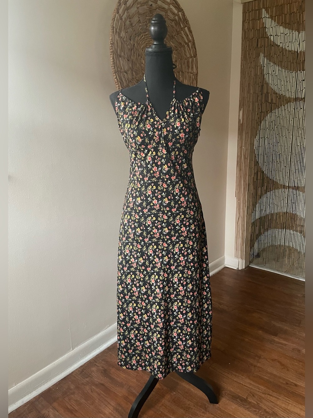 Forever 21 Black Floral Dress